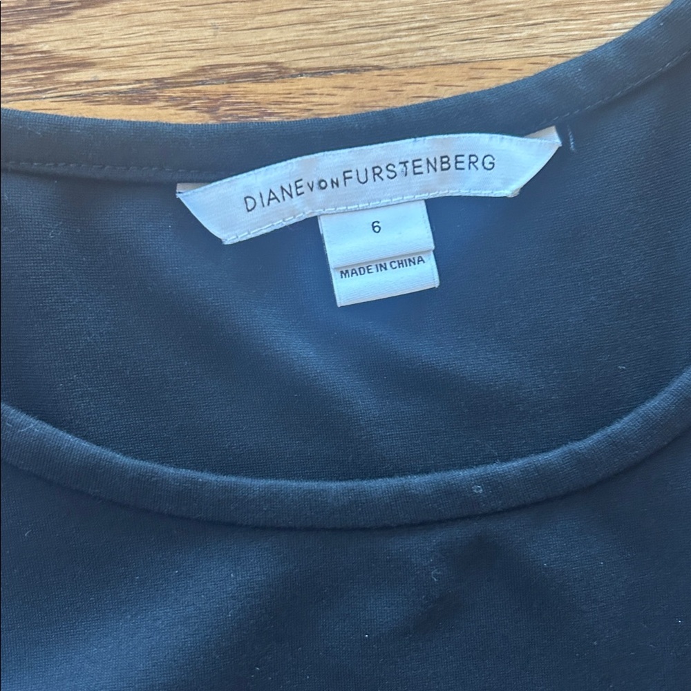 Diane Von Furstenberg Black and Blue Polka Dot Dress Size 6 - Picture 4 of 10